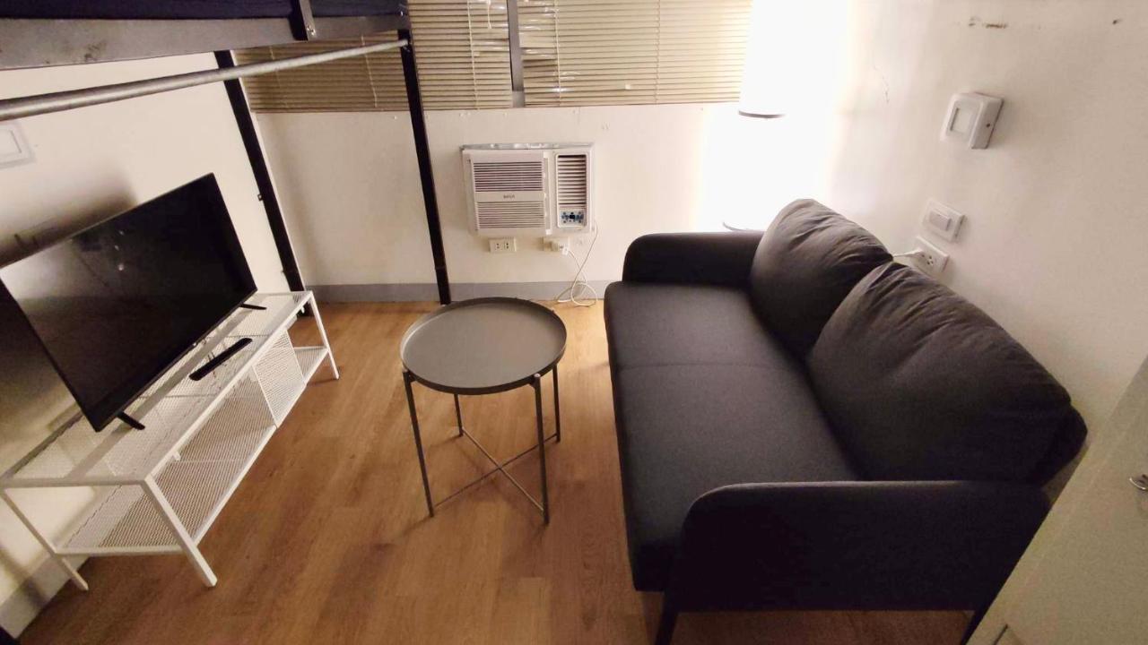 Burgos Hub Hostel Pasay Bagian luar foto