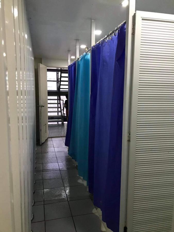Burgos Hub Hostel Pasay Bagian luar foto